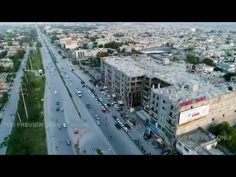 Кадр из аэросъемки торгового центра Rafay Mall